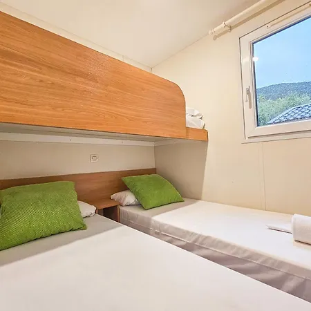 Campingplatz Y Solopuent Castiello de Jaca